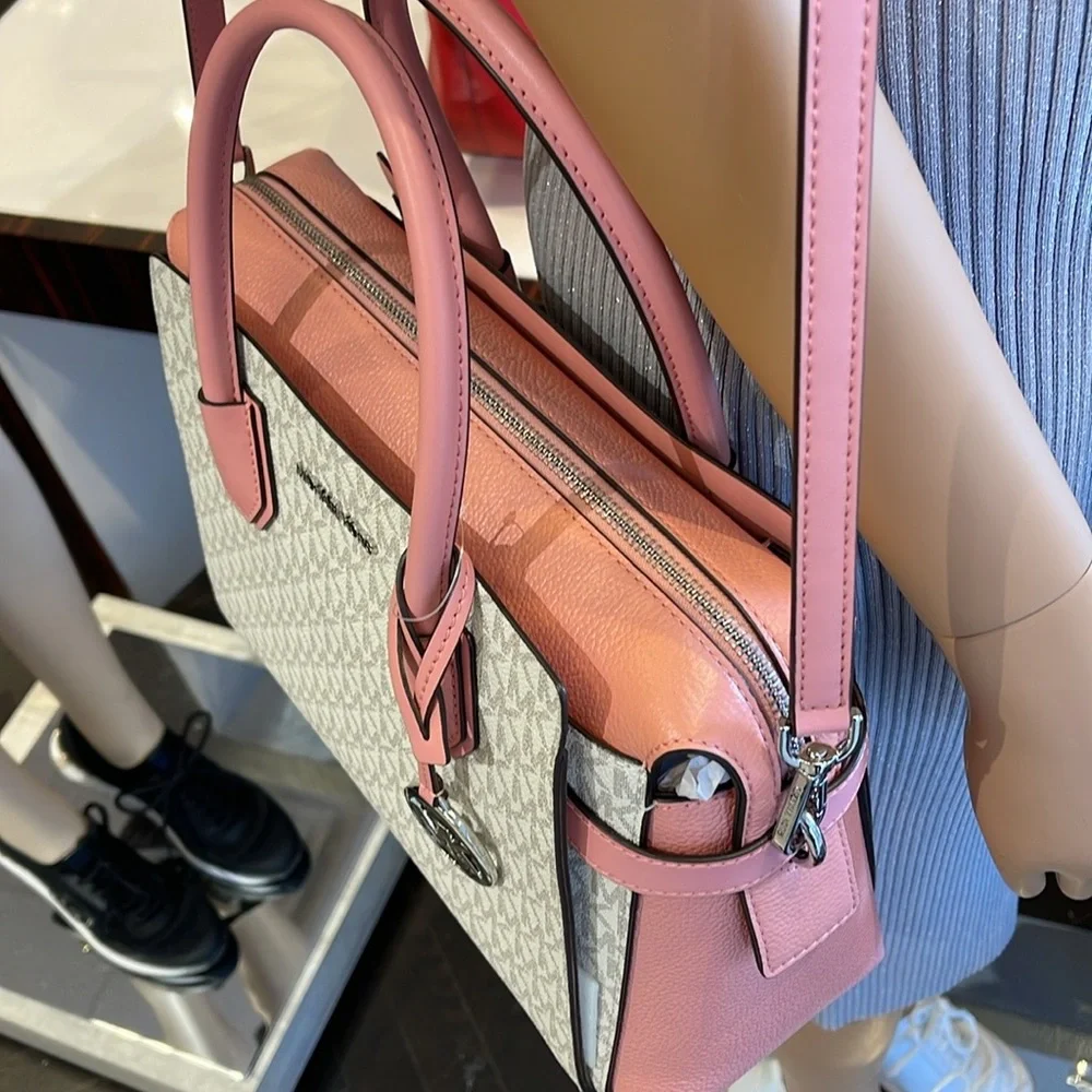 MICHAEL KORS
Mercer Medium Logo and Leather Belted Satchel
Primrose Multi 
NWT - Picture 4 of 16